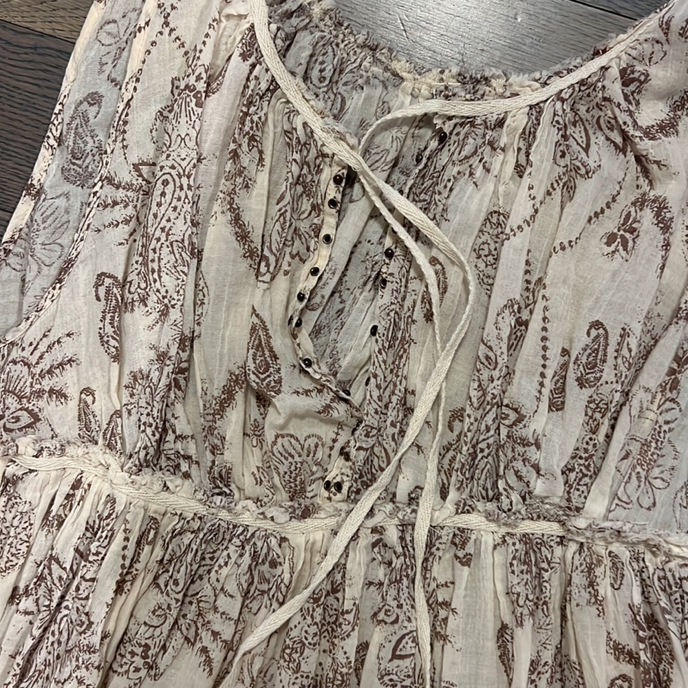 Dress - Picture 2 of 3
